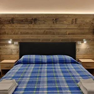 Hotel Baffo, Chiuro