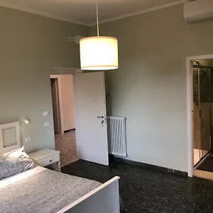 il-delfino.hotelitalianriviera.com/